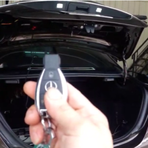 cop dien da cop Mercedes C200