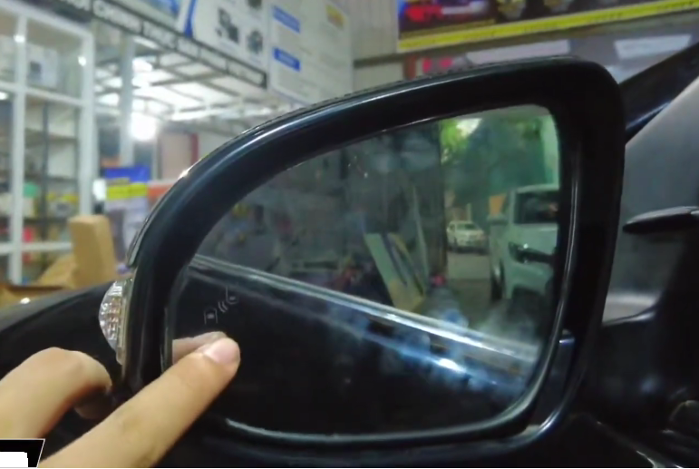 Lắp đặt cảnh báo điểm mù cho Toyota Corolla Altis | Lắp đặt BSM 4S trực tiếp tại Hà Nội - Ảnh 3